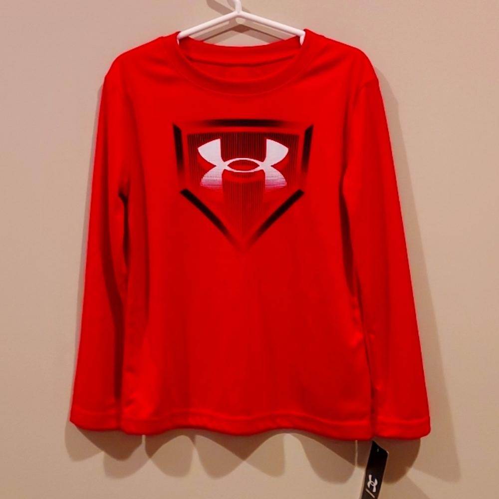 New kids Under Armour long sleeve shirt